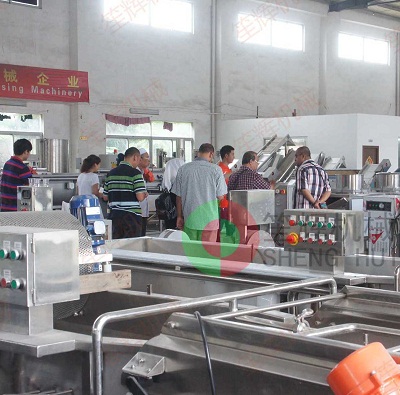 馬來西亞SYED MOHD FOOD(M) SDN BHD公司客人組團到我司調研并購買肉丸生產線