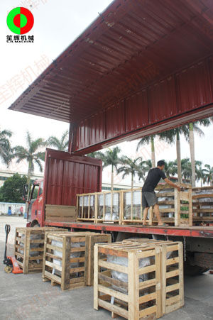 客戶李總定購(gòu)我司大批瓜果分瓣及切割加工設(shè)備！