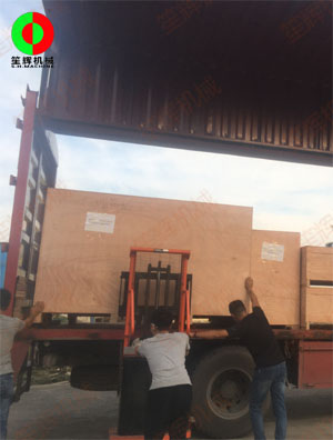 出口設(shè)備和國(guó)內(nèi)訂單同車(chē)中轉(zhuǎn)發(fā)貨......