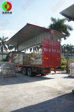 客戶四套渦流洗菜機(jī)組順利完工裝車出貨！