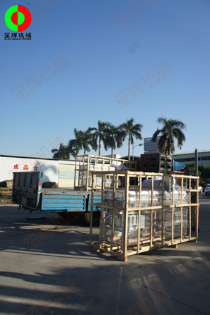安徽客戶(hù)訂購(gòu)的果蔬清洗機(jī)等食品加工機(jī)械按期交付！