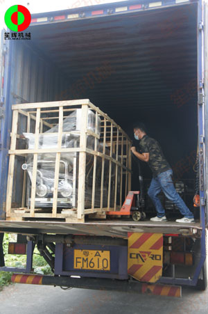 廣州客戶隨車自提現(xiàn)貨渦流洗菜機(jī)組！