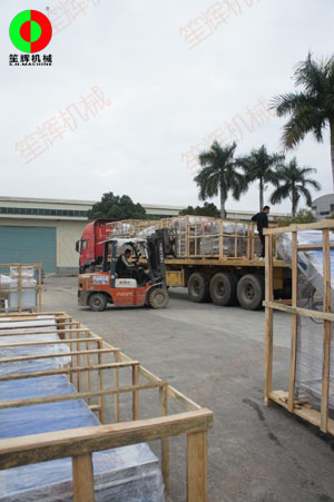 蔬果清洗加工生產(chǎn)線春節(jié)前專車發(fā)貨上?？蛻簦? /></a></div>
                    <div   id=