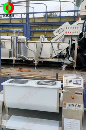 廣州客戶(hù)訂購(gòu)的全網(wǎng)鏈氣泡清洗機(jī)、攪拌機(jī)裝車(chē)交付客戶(hù)！