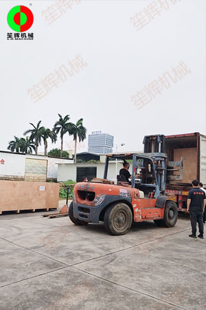 泰國客戶復(fù)購的沙拉菜清洗脫水線設(shè)備發(fā)貨交付！