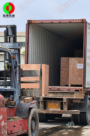 印尼客戶蔬果加工設(shè)備裝柜交付！